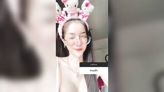 หลุดสาวโชว์หัวนมในอินสตราแกรมสตอรี่ เห็นแล้วเงี่ยนเลย