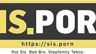 ดูหนังโป้ฝรั่ง SIS.PORN น้องเมียแอบเย็ดกับพี่เขยตอนพี่สาวนอนหลับอยู่ข้างๆ xxx พี่สาวหลับพี่เขยเลยอารมณ์ค้างน้องเมียสาวสวยแถมใจดีอาสาขึ้นขย่มควยให้พี่เขยหายเงี่ยน