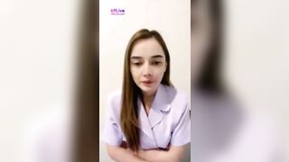 69ไลฟ์สด สาวพยาบาลไลฟ์สดแก้ผ้านมแท้สวยใหญ่เบ้อเร่อหาตังเลี้ยงผัว เลยมาแก้ผ้าไลฟ์สด ถ่ายทอดสดสยิวคาชุดยูนิฟอร์มพร้อมถอดโชว์แบบเต็มกำลัง ถอดทุกชิ้นตามคำเรียกร้องของแฟนคลับทีเด็ด