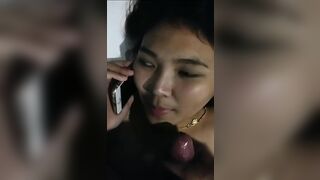 pornแตกคาปาก สาวไม่สวยแต่ชอบกินน้ำว่าว คุยโทรศัพท์กับเพื่อน แฟนกำลังชักว่าวให้แตกคาปากพอดี เสียงไทยแท้ๆอีกแล้ว