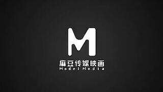 MSD-045 ดูหนังxxxจีน Model Media หัวหน้าขี้เย็ด ชอบโชว์ความงามของหีให้ลูกน้องดู Yuan Ziyi ใครมีอารามณ์ด้วยก็พาเข้าห้องเชือด แล้วโดนควยลูกน้องกระเด้าท่าหมาจนแตกใน