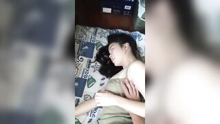 คลิบโป้sex สาวเวียตนามนัดหนุ่มมาถึงห้อง เงี่ยนหีมากเหงาจนเกือบหีแห้ง ต้องเรียกผู้ชายมาซอยหี ควยไม่ต้องใหญ่แต่ขอให้เย็ดแรงๆ