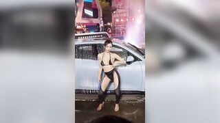 คลิปเด็ด น้องคะแนน กนกญาดา นางแบบพริตตี้ สุดฮอต กับงาน Sexy Car Wash