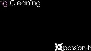 Passion HD หนังผู้ใหญ่สัญชาติอเมริกา Alexa Grace เก็บบ้านอยู่ดีๆ ถอดกางเกงเล่นควยให้เฉย จับตะแคงหี กระแทกเย็ดแรงๆ ให้จุกหี