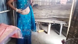 Indian Porn ดูหนังโป๊อินเดีย XXX18+ คู่รักวัยรุ่นแขกมาแอบพ่อแม่ตอกหีกันหลังบ้านสุดเด็ด จับถกกระโปงแหกหีเสียบควยโตกระซวกเย็ดหีรัวๆ ซอยรัวแรงไม่พักรอบจนแสบแสบรูแตดสุดๆ ก่อนฉีดน้ำเงี่ยนอุ่นๆแตกในเต็มมดลูกเยิ้มๆเลย