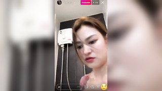 คลิปหลุดไลฟ์สด ig bxtchzz สาวสวยนมใหญ่ไลฟ์สดโชว์หีโชว์หมอย ตอนอาบน้ำจุกนมโคตรสวย น่าเย็ดมากๆคนนี้ หีเด็ดๆ