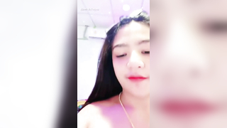 คลิปหลุด ไลฟ์สดเด็ดๆ IDX-68907617 สาวหุ่นน่าเย็ดมาเขี่ยหัวนมแข็งจัดๆต่อด้วยมานวดนม มาเขี่ยหีโชว์หีเนียนๆ