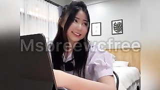 คลิปโป๊ออนไลน์มาใหม่ Onlyfans HD วัยรุ่นสิงคโปร์โชว์เอวดี Msbreewcfree สกิลเย่อควยอย่างเซียน บินมาจับคู่เทพกับหนุ่มไทยดุ้นยาว อ๊อกควยมิดโคนก่อนเอาโหนกหีถูควยเรียกน้ำเงี่ยน แล้วโยกเย็ดรัวๆจนจู๋เยิ้มน้ำหีขุ่นๆ ขย่มหรรมโคตรเสียวกระเจี๊ยวแฉะมาก