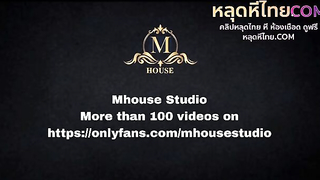 หีxxx Mhouse Studio คู่เทพงานเด็ดจับเย็ดหีบนโต๊ะเงี่ยนสุดๆน้องโมนาโดนกระแทกหีครางเสียวมาก