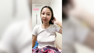 คลิปหลุดไลฟ์สด THLive สาวไทยสุดสวย งานแรร์หายาก โชว์นมใหญ่ๆน่าดูด เขี่ยหัวนมฟินxxxx แหกหีให้ดูจนอยากเอาควยยัดจนมิดลำ