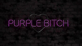 หนังโป้ฝรั่งเลสเบี้ยน Purple Bitch แต่งคอสเพลย์เป็น xxx แม่วัวพันธุ์เอ็กซ์นัดเสียวเครื่องกระแทกหีอัตโนมัติ vs อัตโนมืออันไหนจะเสียวกว่ากัน